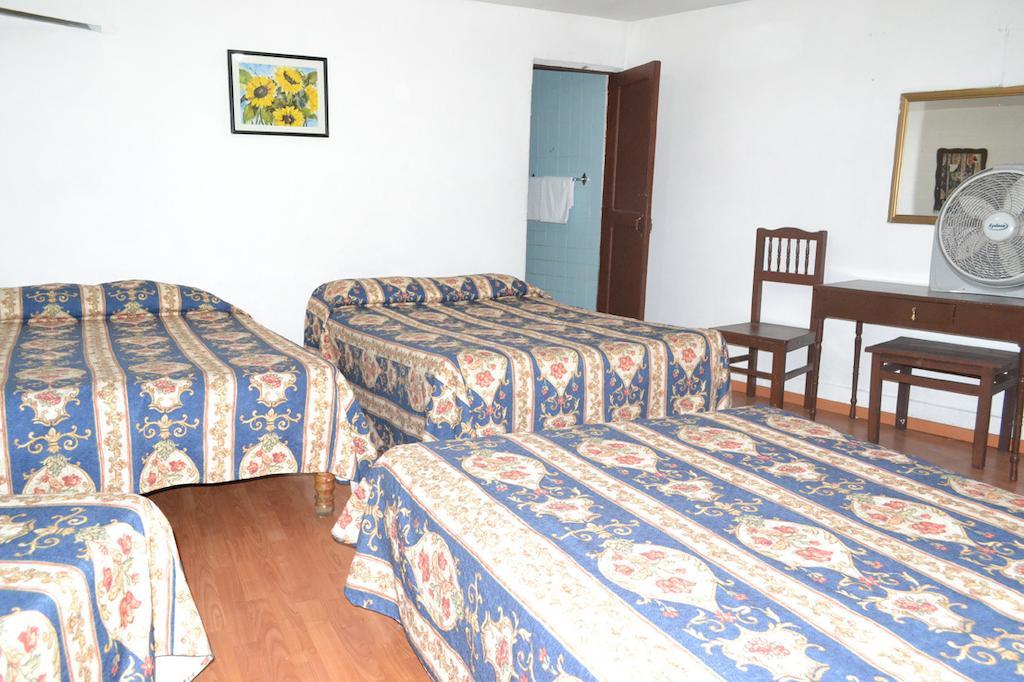 Hotel Brazil Guadalajara Camera foto