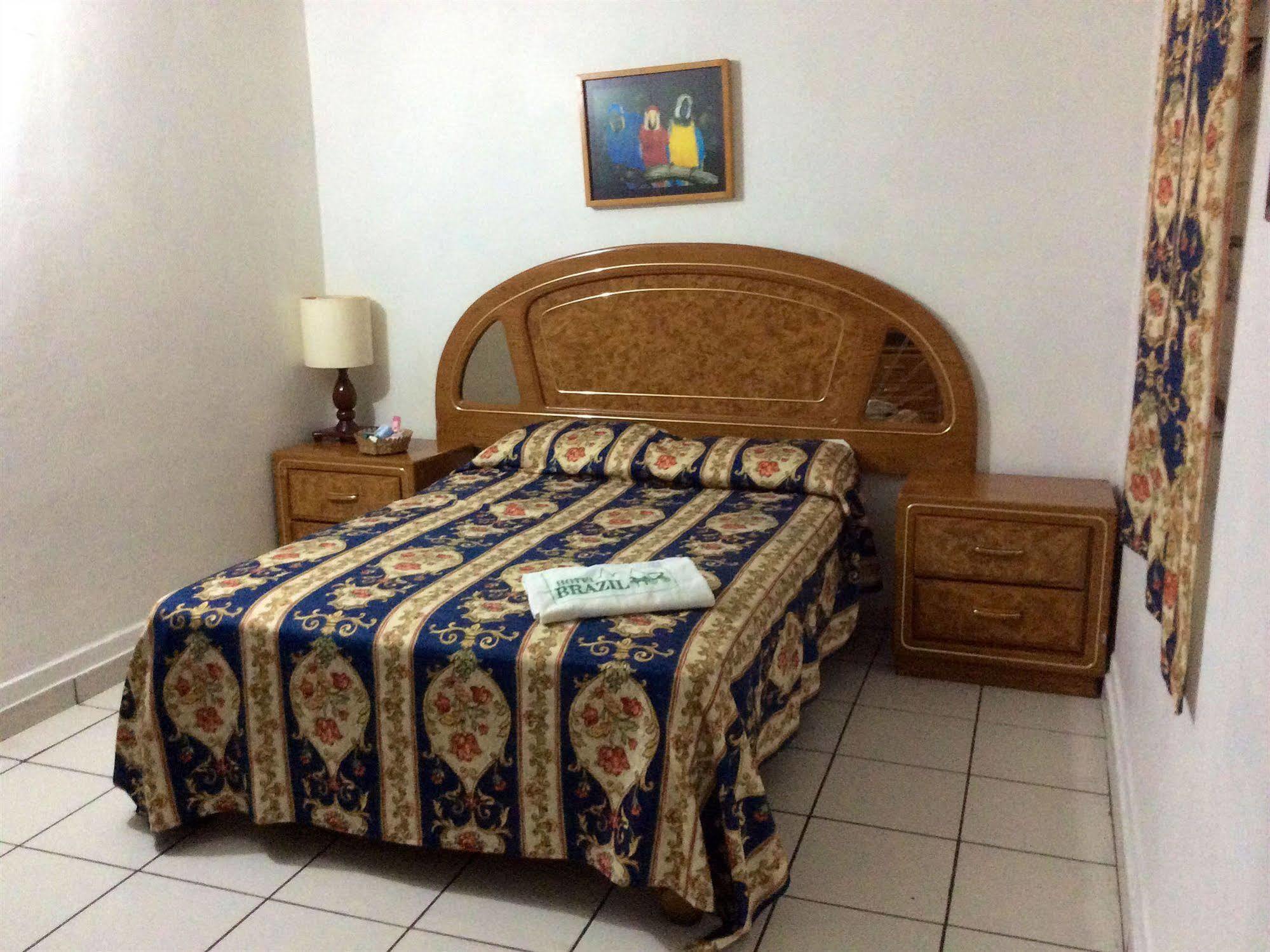Hotel Brazil Guadalajara Esterno foto